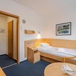Hotel Complex Curie