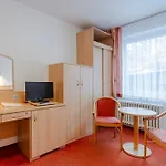 Hotel Complex Curie 3*