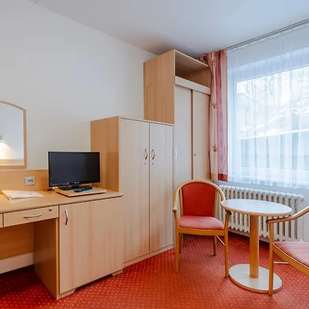 Hotel Complex Curie 3*